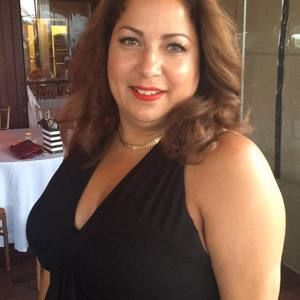 Meet your Posher, Yolanda